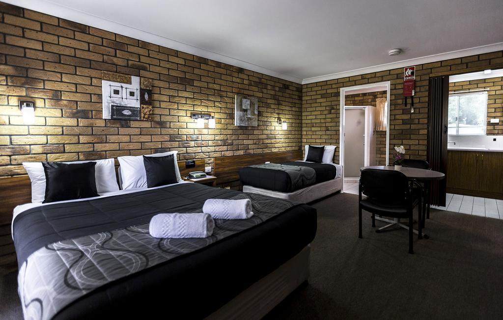 Park House Motor Inn Oakey Exteriör bild